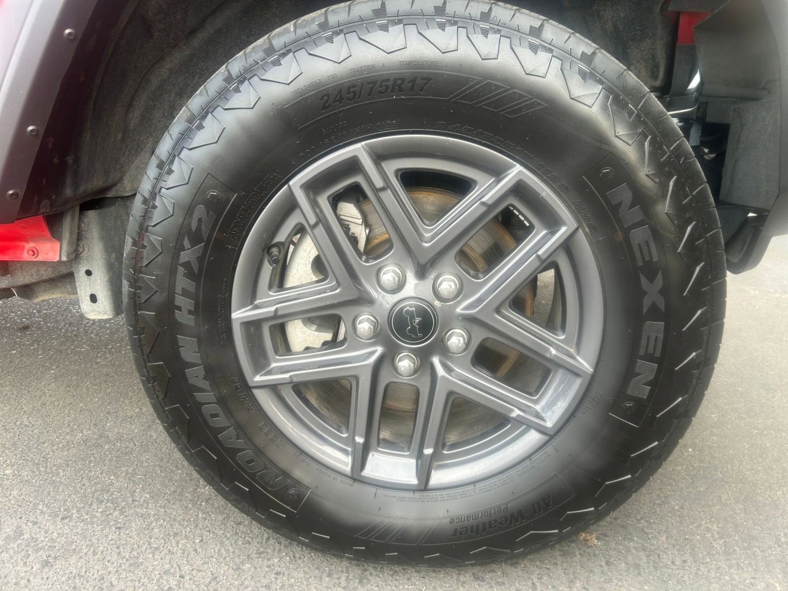 Used 2025 Jeep Wrangler Sport S image 30