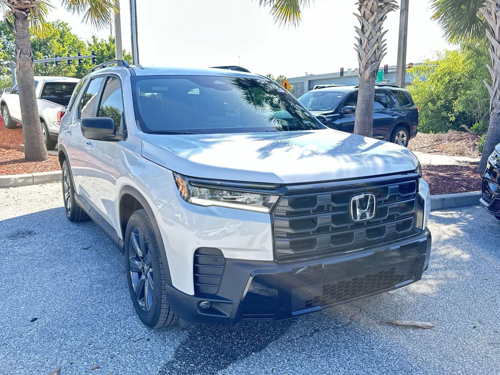 New 2026 Honda Pilot Sport image 8