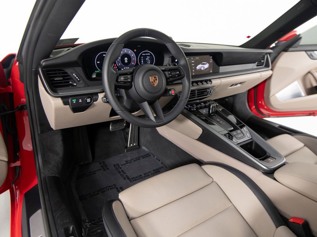 Certified 2025 Porsche 911 Carrera RWD image 15