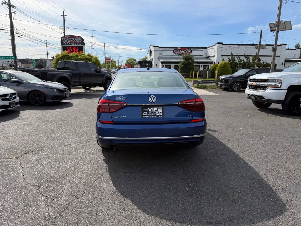 Used 2017 Volkswagen Passat 1.8T SE FWD image 6