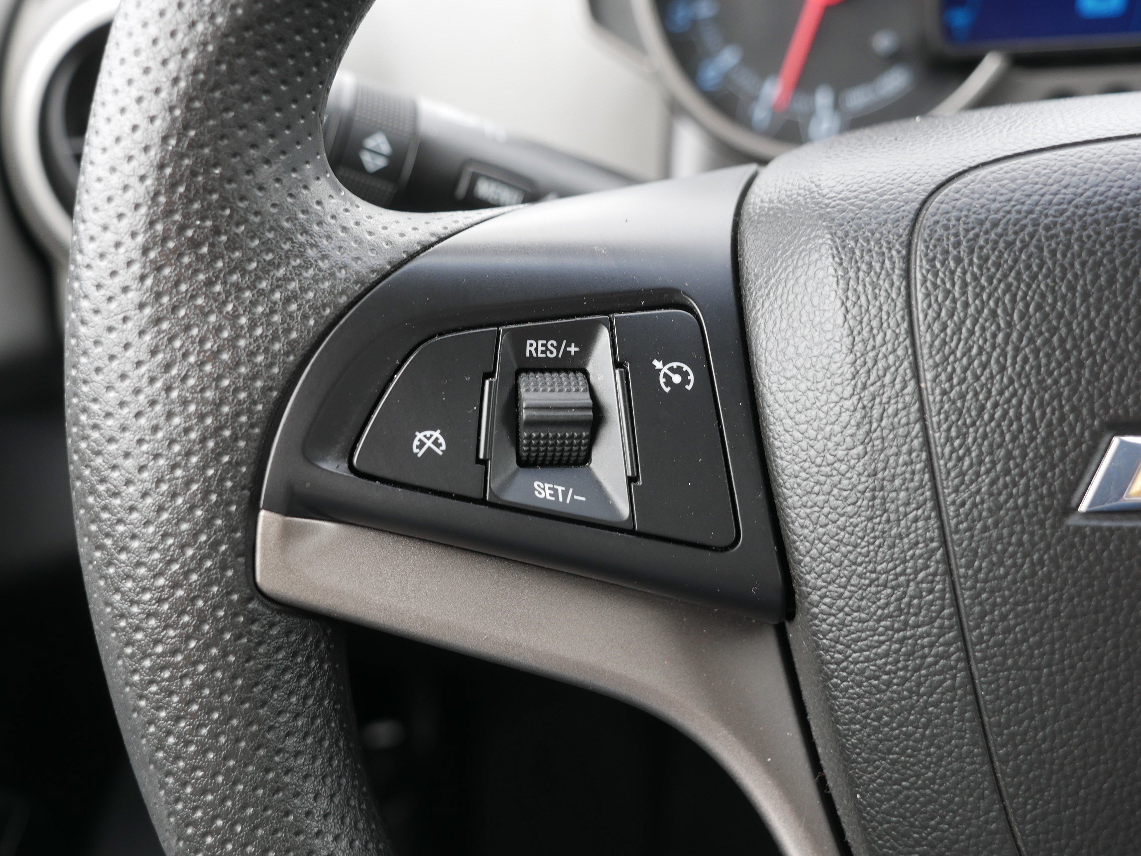 Used 2013 Chevrolet Sonic LT FWD image 29
