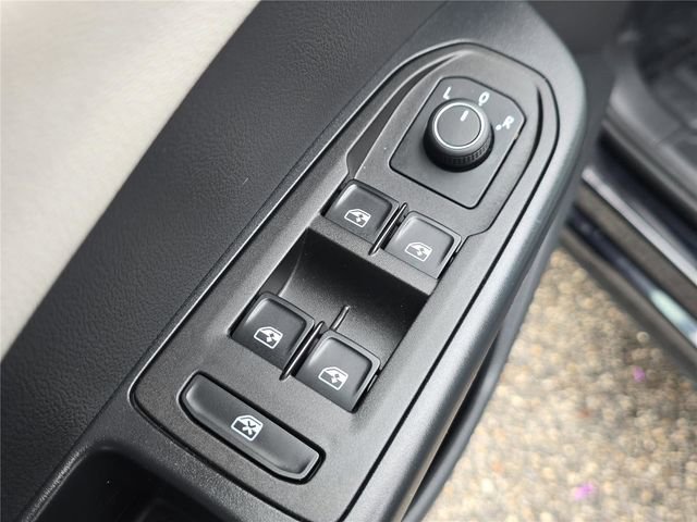 Used 2025 Volkswagen Taos S image 14