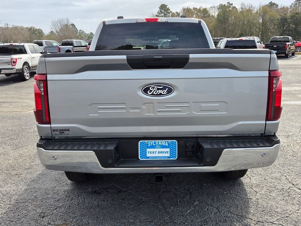 New 2026 Ford F150 XLT w/ XLT Chrome Appearance Package AWD/4WD image 10
