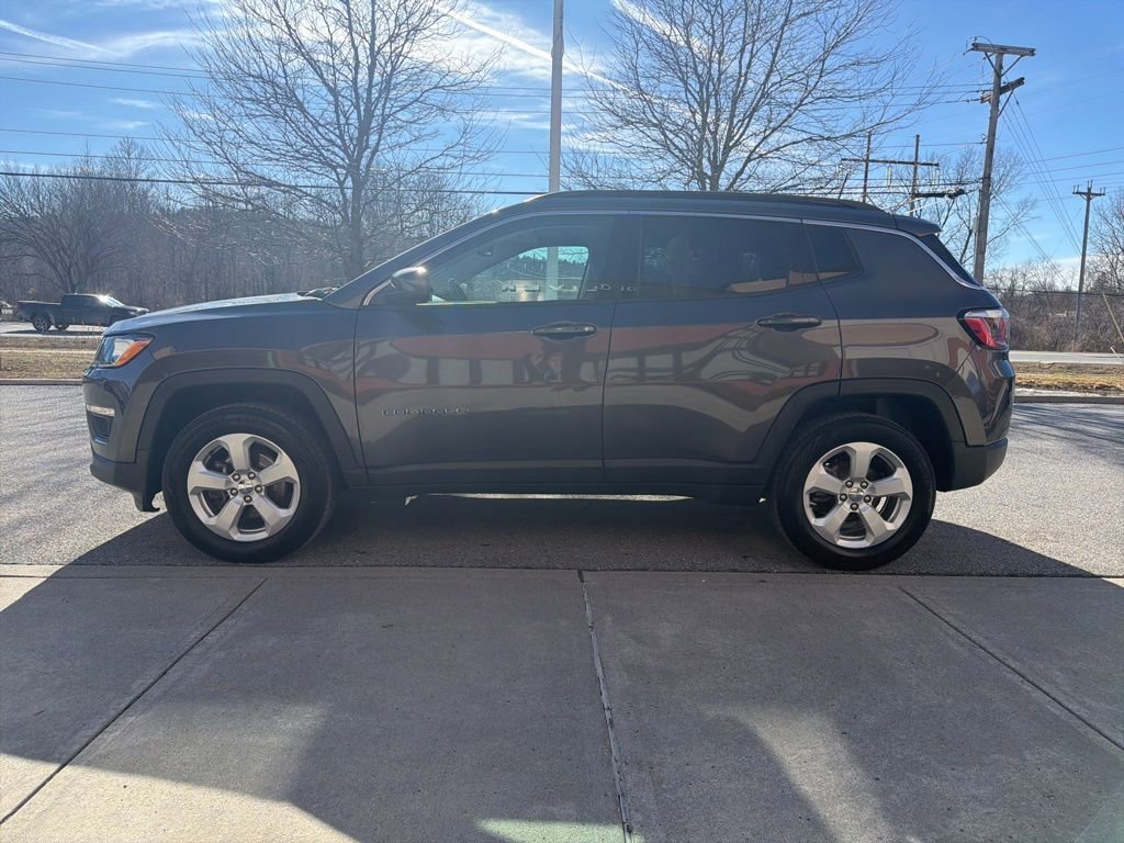 Used 2020 Jeep Compass Latitude w/ Cold Weather Group image 4