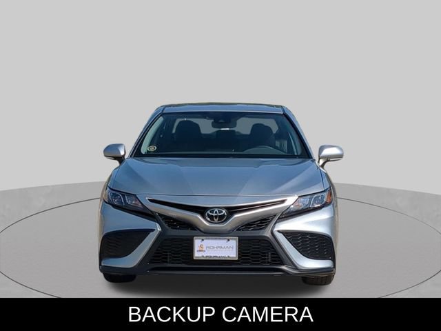 Used 2024 Toyota Camry SE FWD image 2