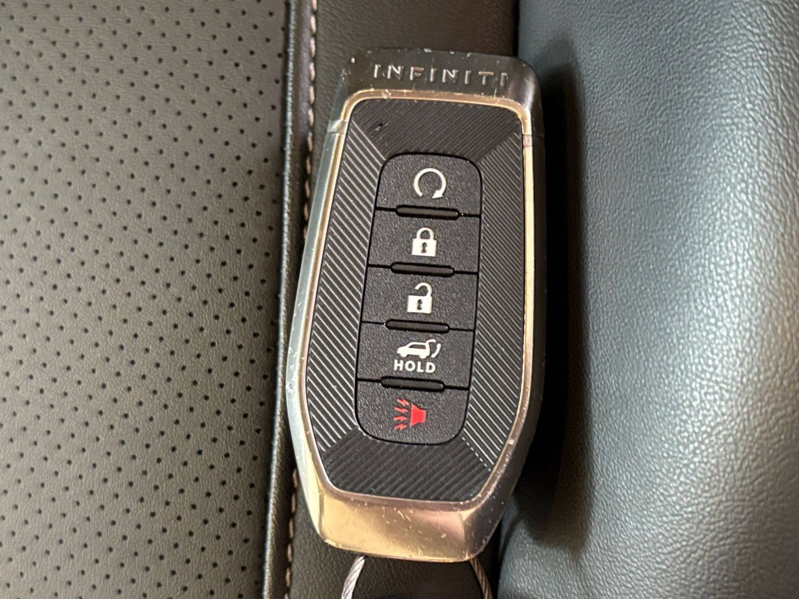 Used 2026 INFINITI QX60 Luxe FWD image 29