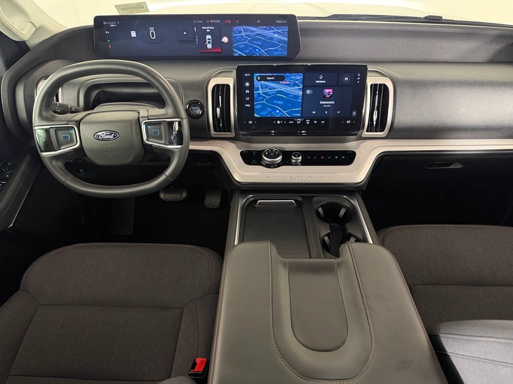 Used 2025 Ford Expedition Max Active RWD image 15