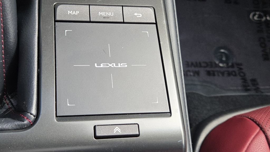 Used 2023 Lexus GX 460 Premium w/ Premium Package image 7