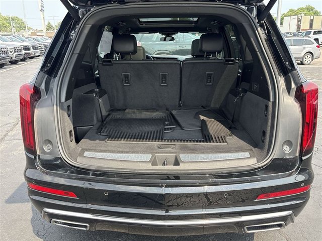 Certified 2025 Cadillac XT6 Luxury AWD/4WD image 27