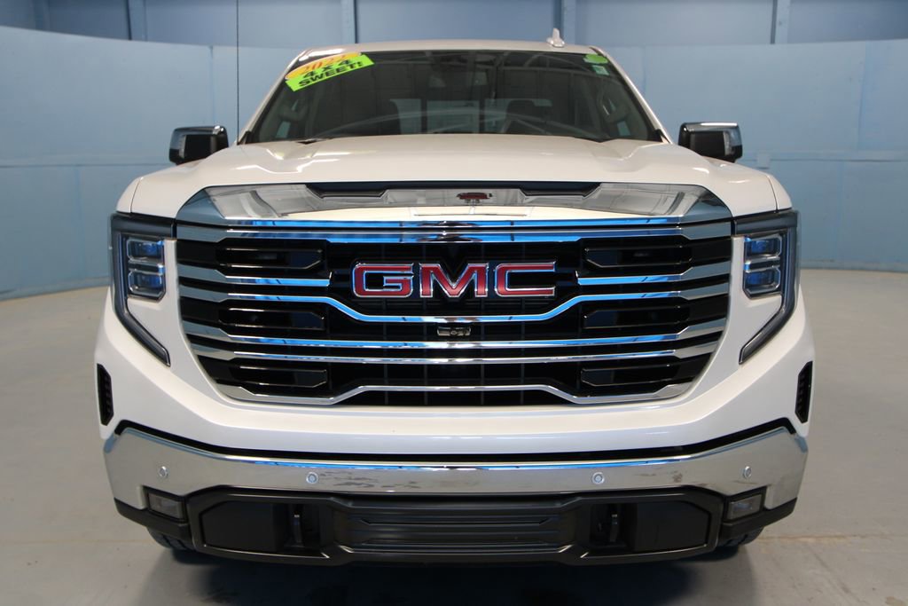 Used 2022 GMC Sierra 1500 SLT w/ SLT Premium Plus Package AWD/4WD image 30