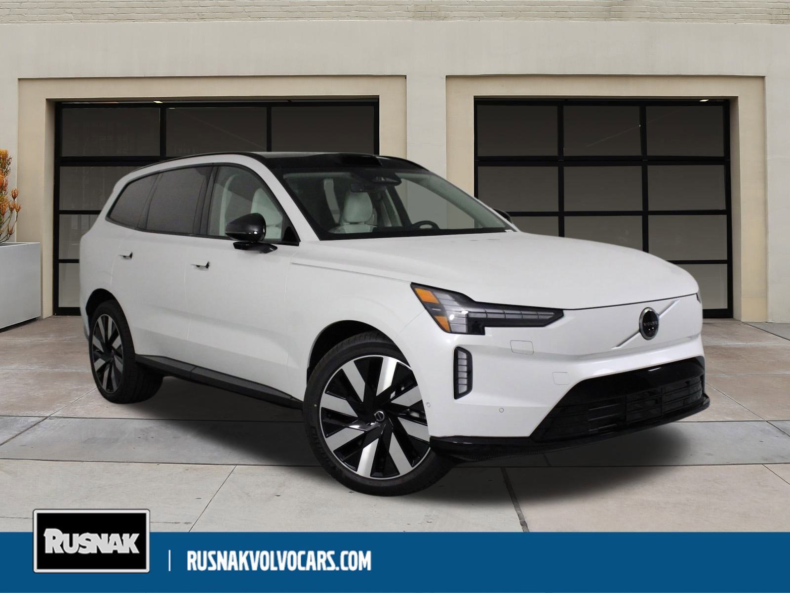 New 2025 Volvo EX90 Ultra