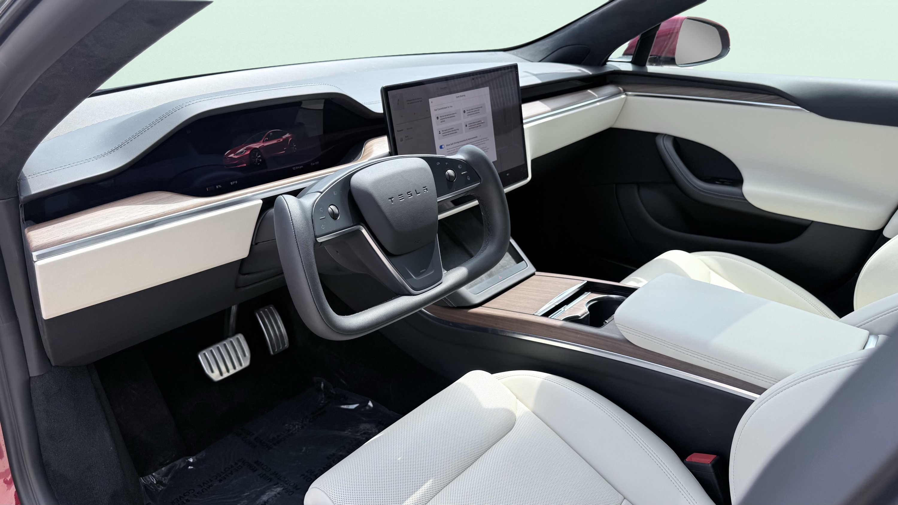 Used 2023 Tesla Model S AWD/4WD image 24