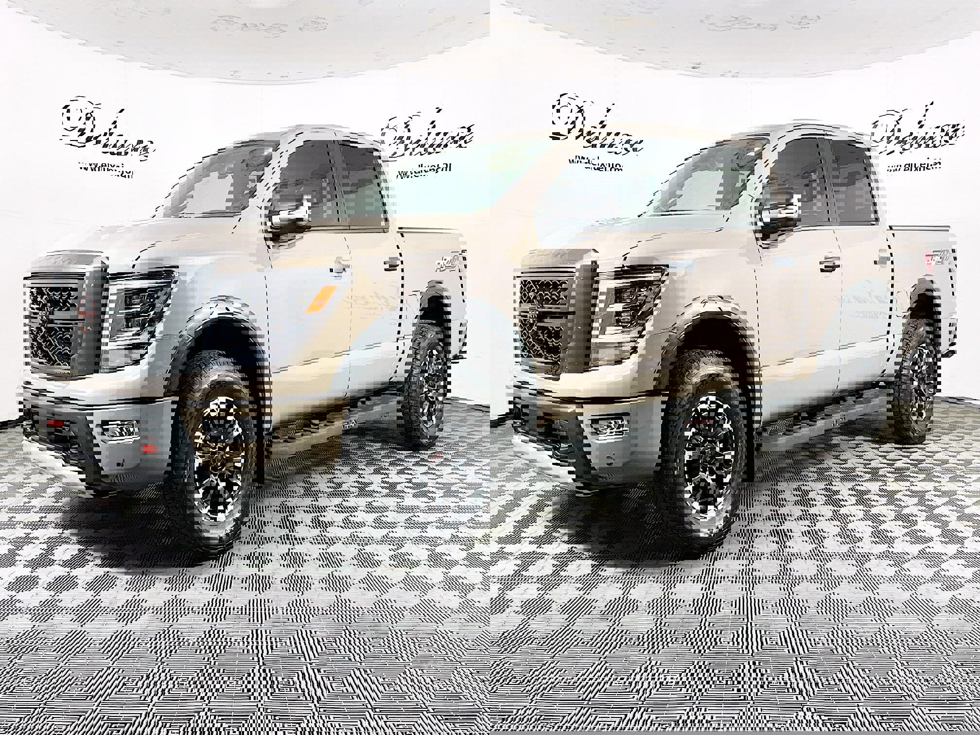 Used 2024 Nissan Titan PRO-4X w/ Pro-4x Convenience Package image 3