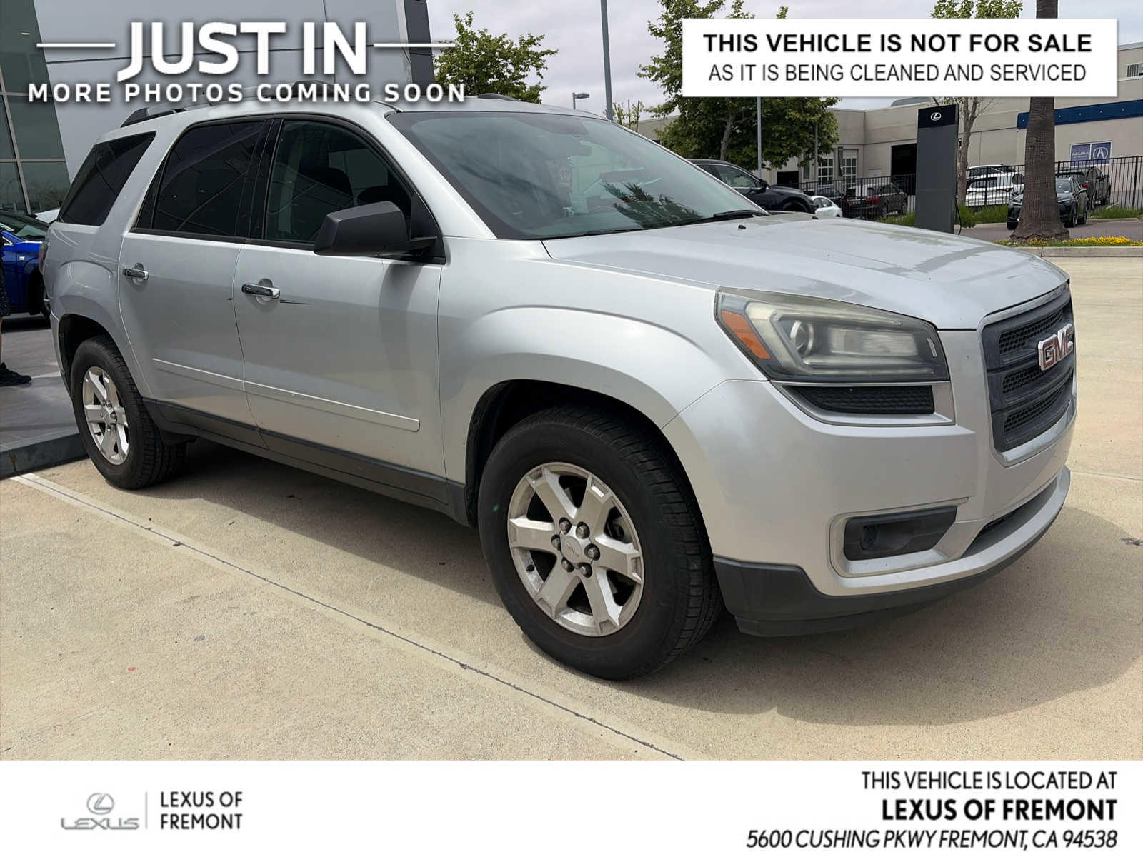 Used 2015 GMC Acadia SLE FWD image 1