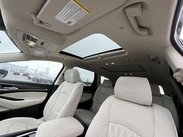 Certified 2024 Buick Enclave Avenir w/ Avenir Technology Package image 18