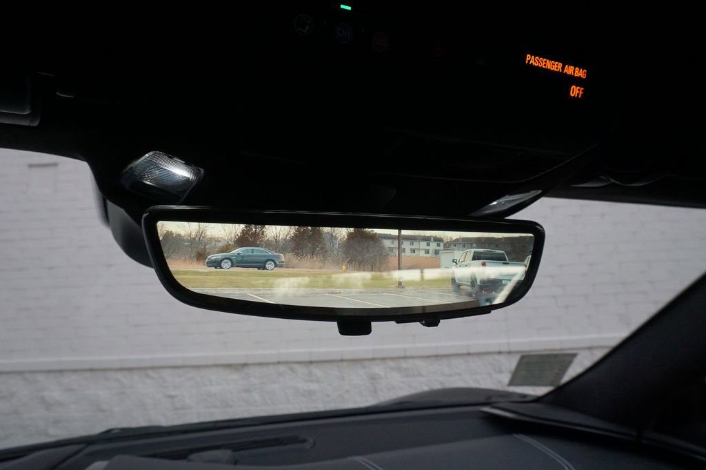 New 2025 Chevrolet Corvette E-Ray image 25