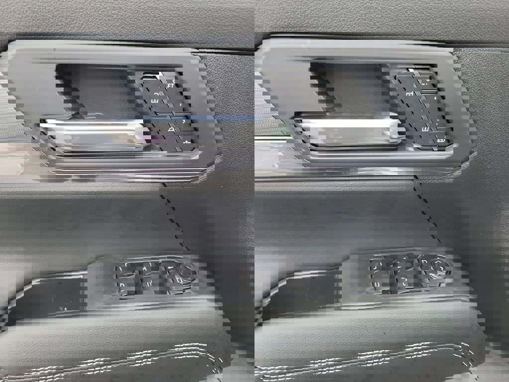 New 2026 GMC Terrain Elevation w/ Elevation Premium Package image 11