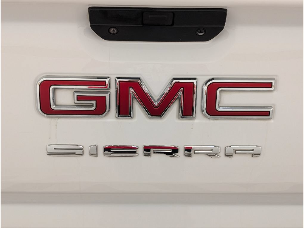 Used 2020 GMC Sierra 1500 AT4 w/ AT4 Premium Package AWD/4WD image 5