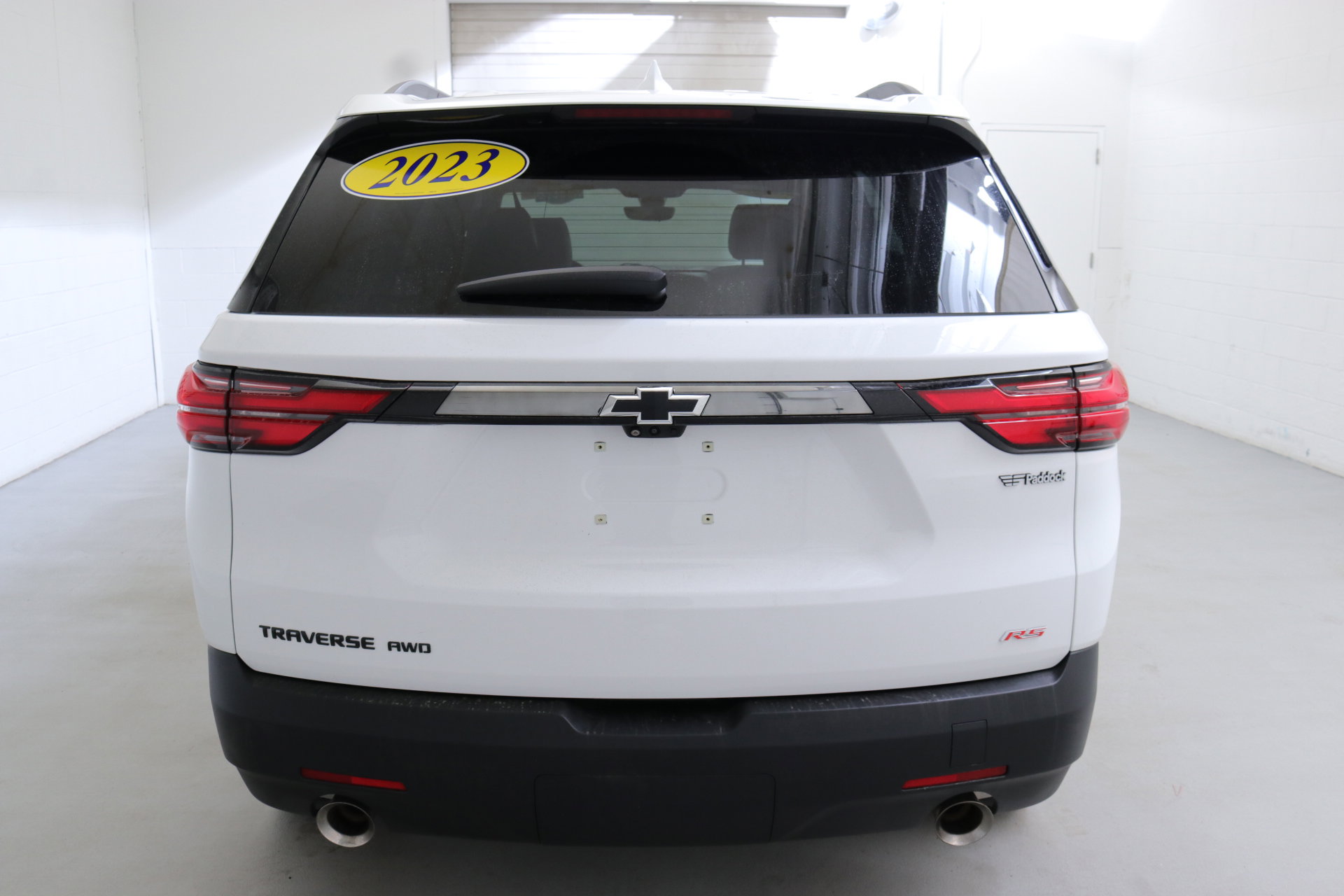 Used 2023 Chevrolet Traverse RS image 7