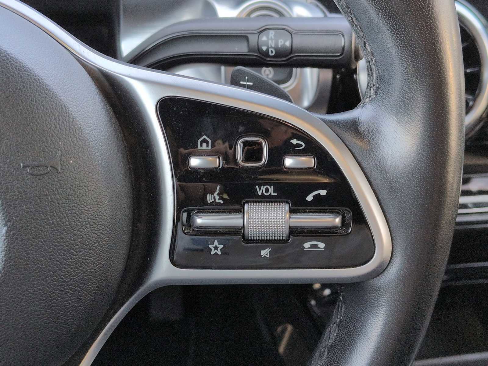Used 2020 Mercedes-Benz GLB 250 4MATIC image 27