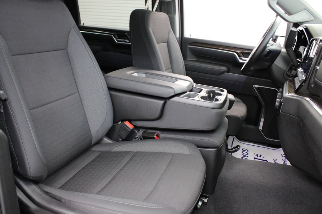 Used 2026 Chevrolet Silverado 2500 LT AWD/4WD image 23