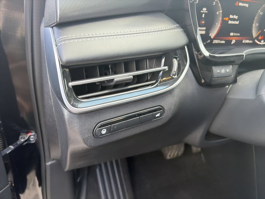 Used 2023 INFINITI QX60 Luxe w/ Cargo Package FWD image 18
