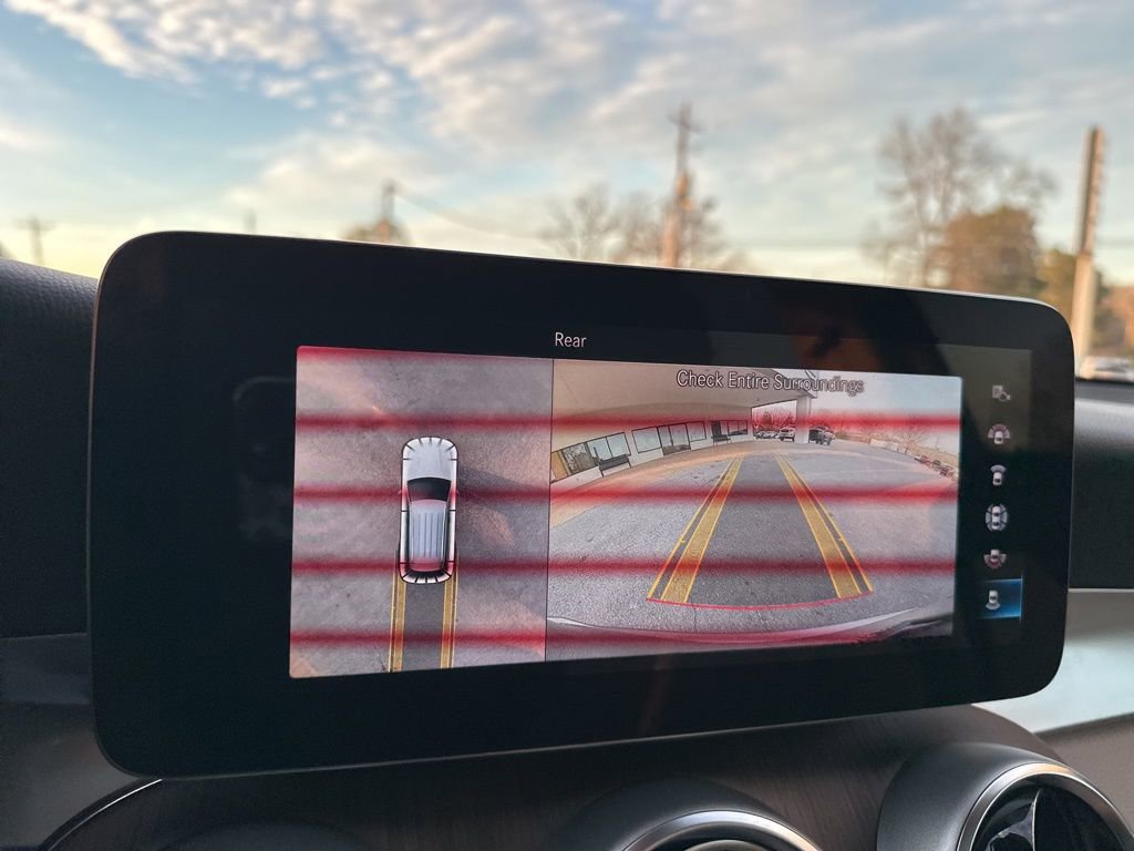 Used 2022 Mercedes-Benz GLC 300 4MATIC image 19