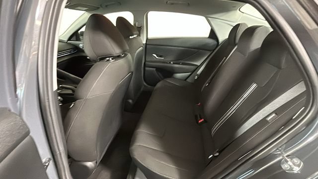 Used 2024 Hyundai Elantra SEL FWD image 25