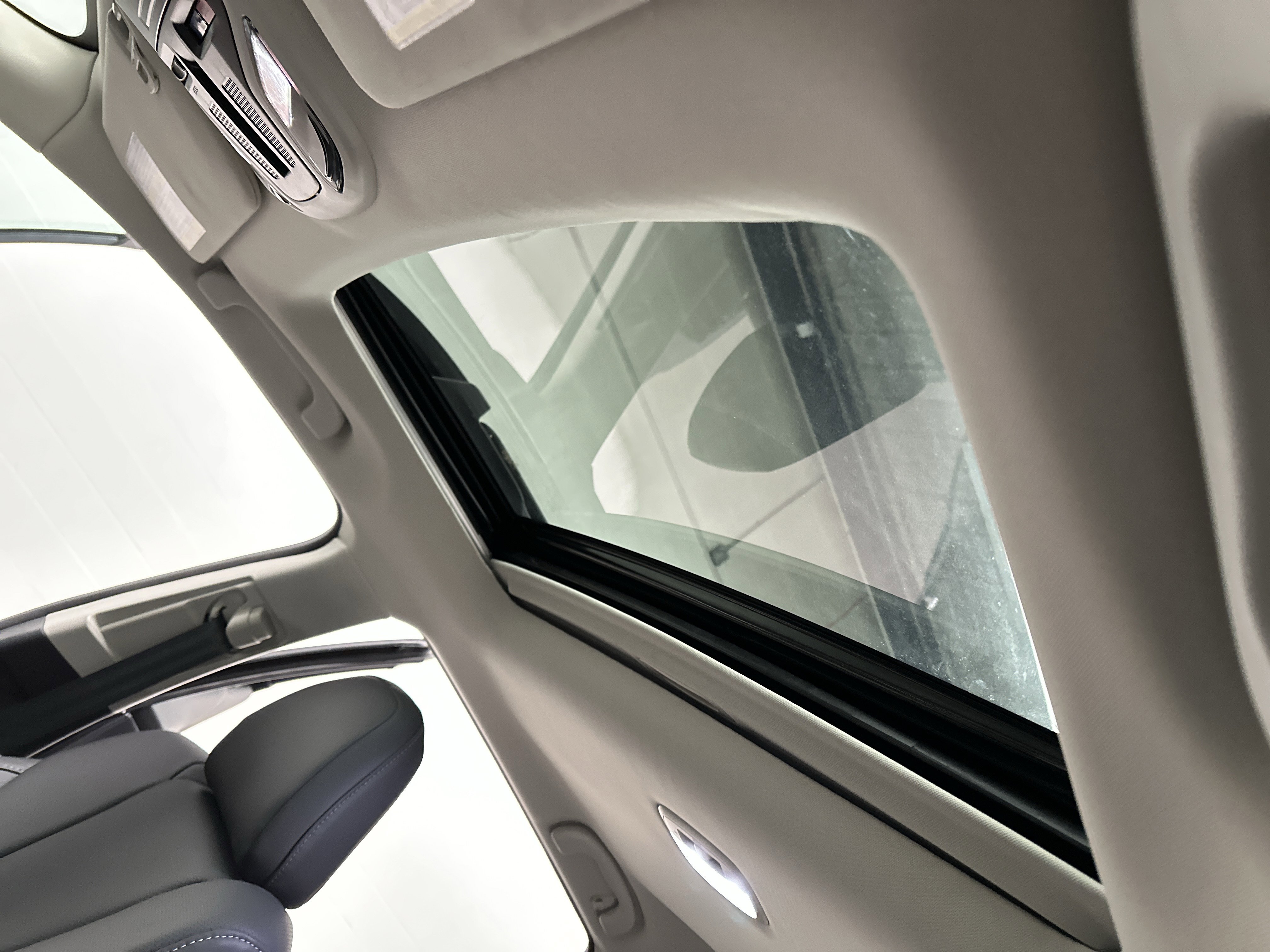 Certified 2025 Subaru Outback Limited image 22
