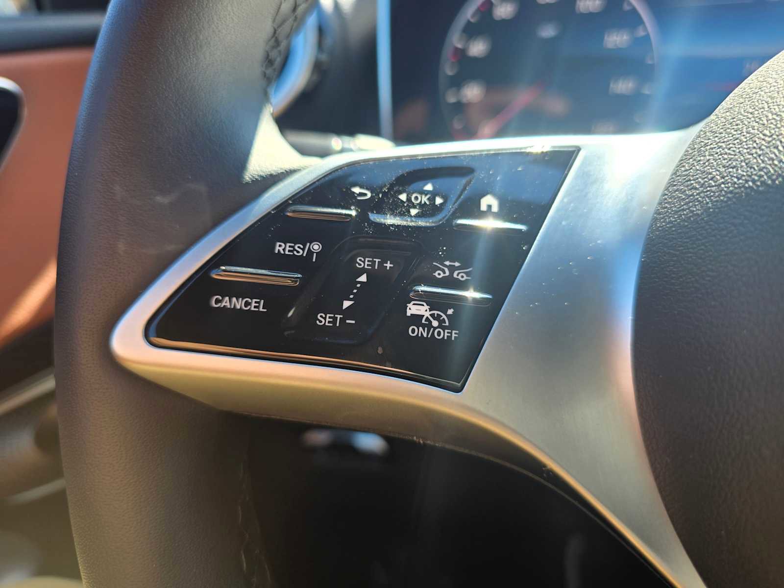 Used 2026 Mercedes-Benz GLC 300 4MATIC image 33