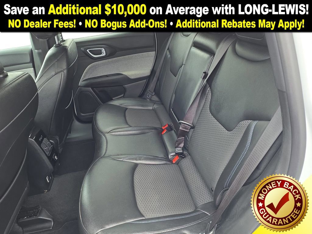 Used 2024 Jeep Compass Latitude image 21