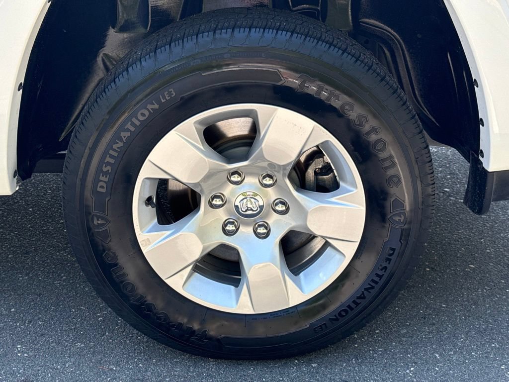 Used 2025 RAM 1500 Big Horn AWD/4WD image 10