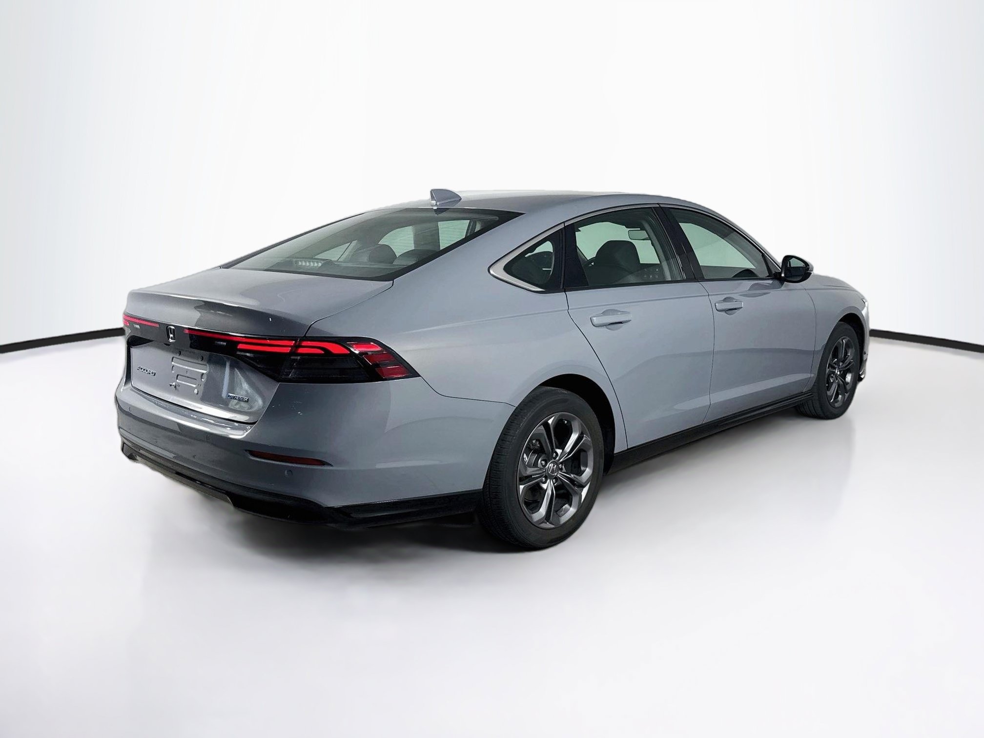 Used 2024 Honda Accord EX-L image 32