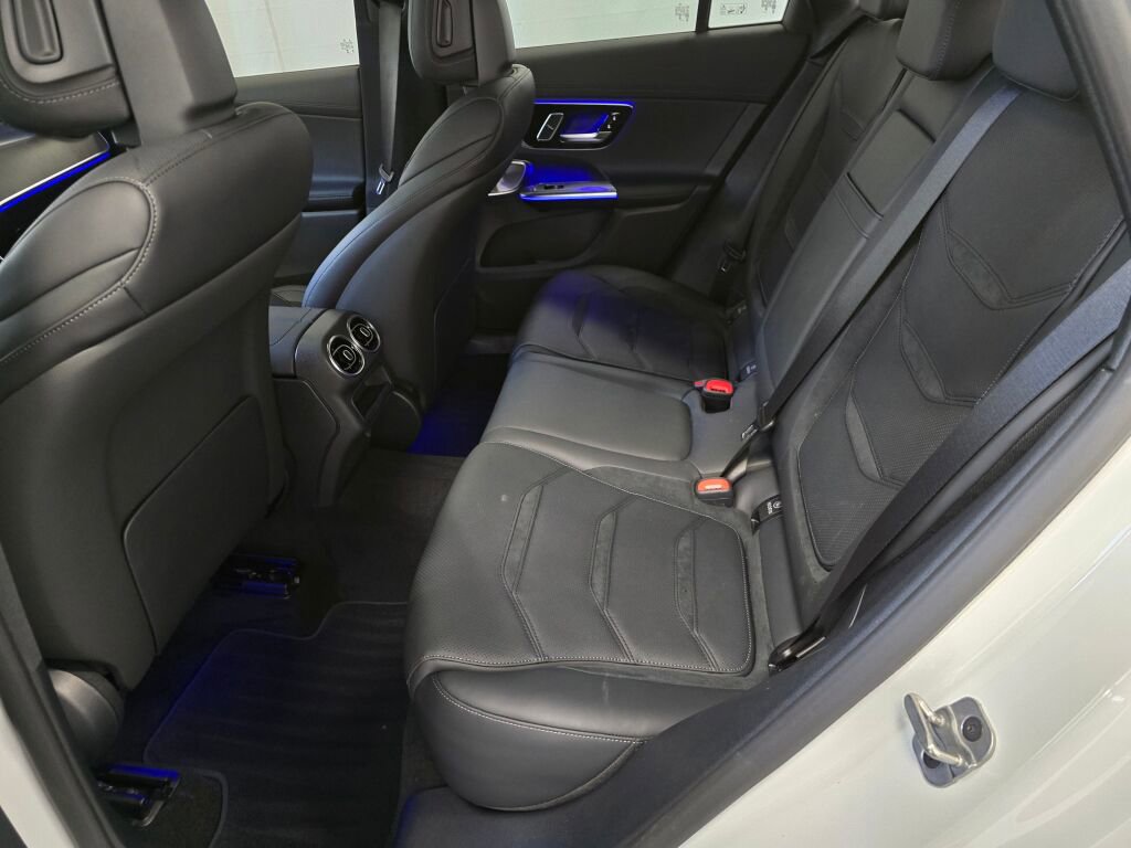 New 2025 Mercedes-Benz GLC 63 AMG S image 18