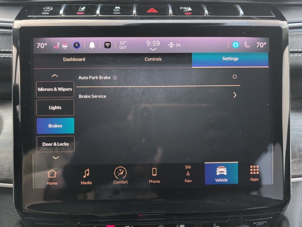 Used 2023 Jeep Grand Cherokee Limited w/ Luxury Tech Group II image 56