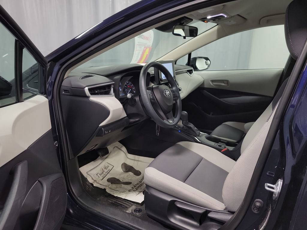 Used 2023 Toyota Corolla LE image 13
