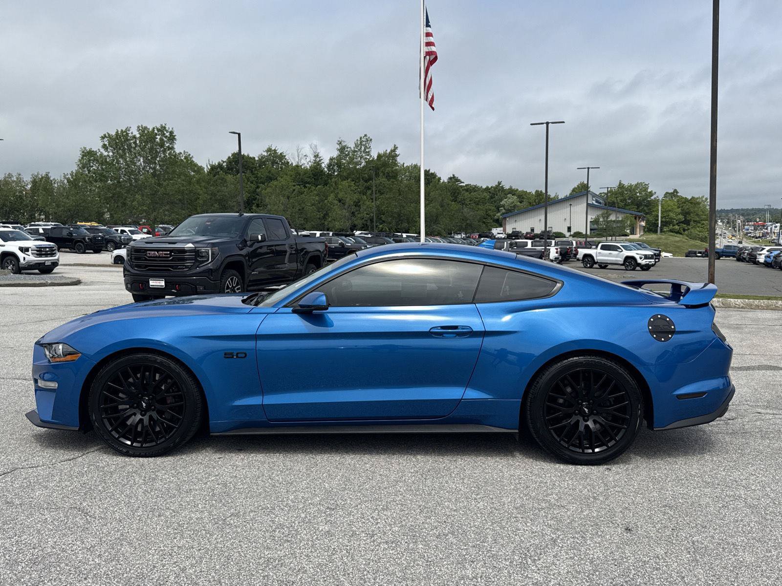 Used 2020 Ford Mustang GT Premium w/ GT Performance Package RWD image 4