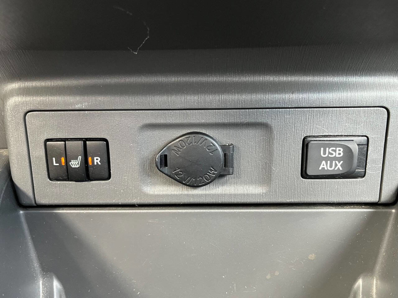 Used 2012 Toyota Prius V Five FWD image 18