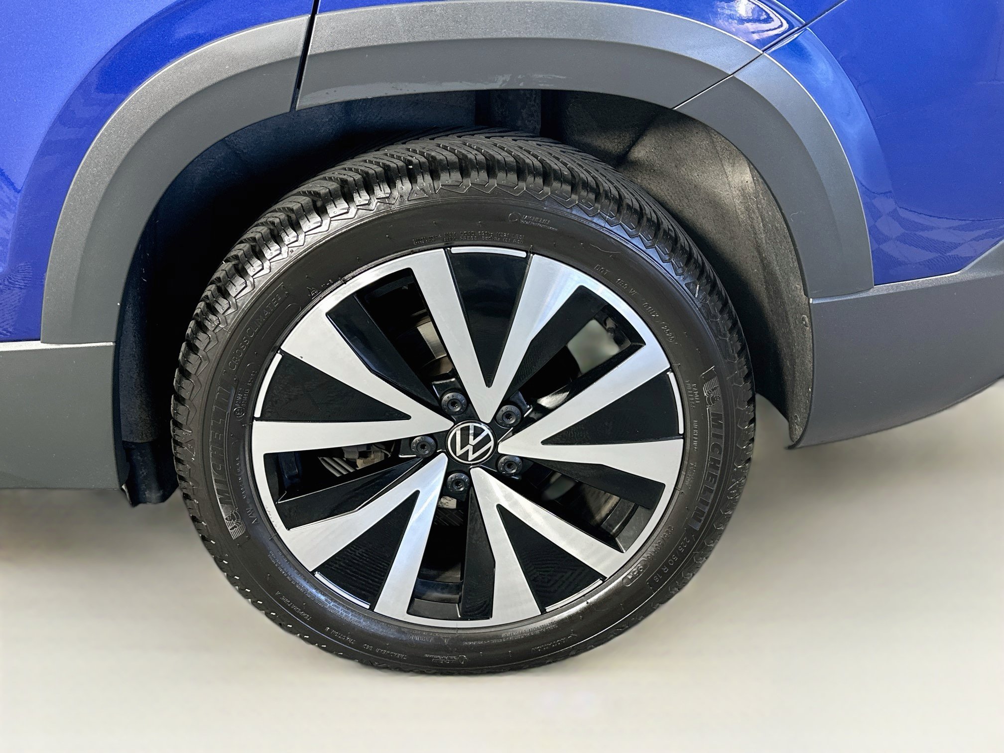Used 2022 Volkswagen Taos SE AWD/4WD image 11