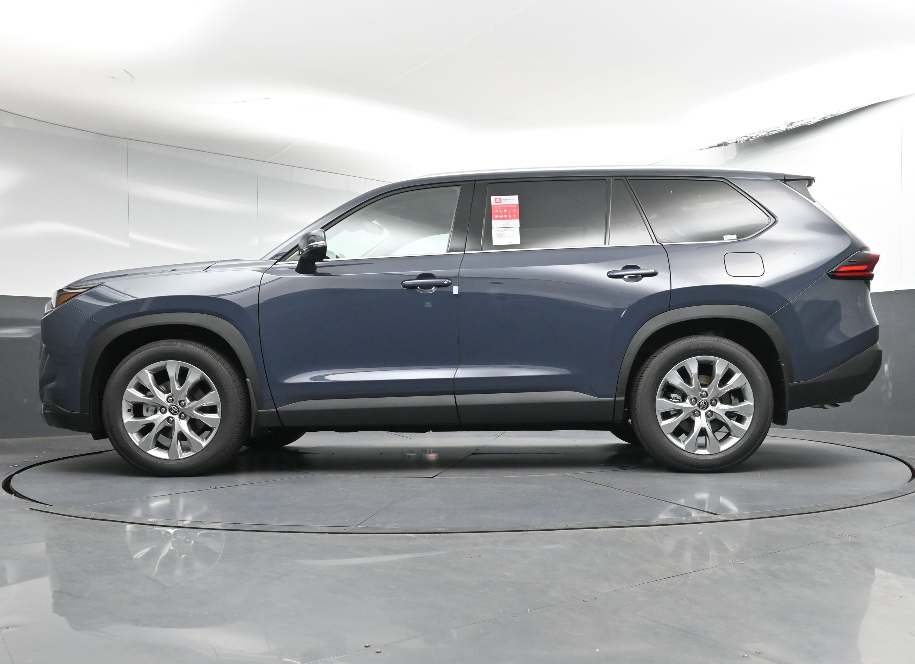 New 2026 Toyota Grand Highlander Limited image 26