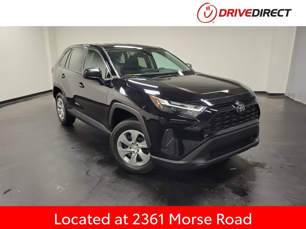 Used 2023 Toyota RAV4 LE FWD image 1