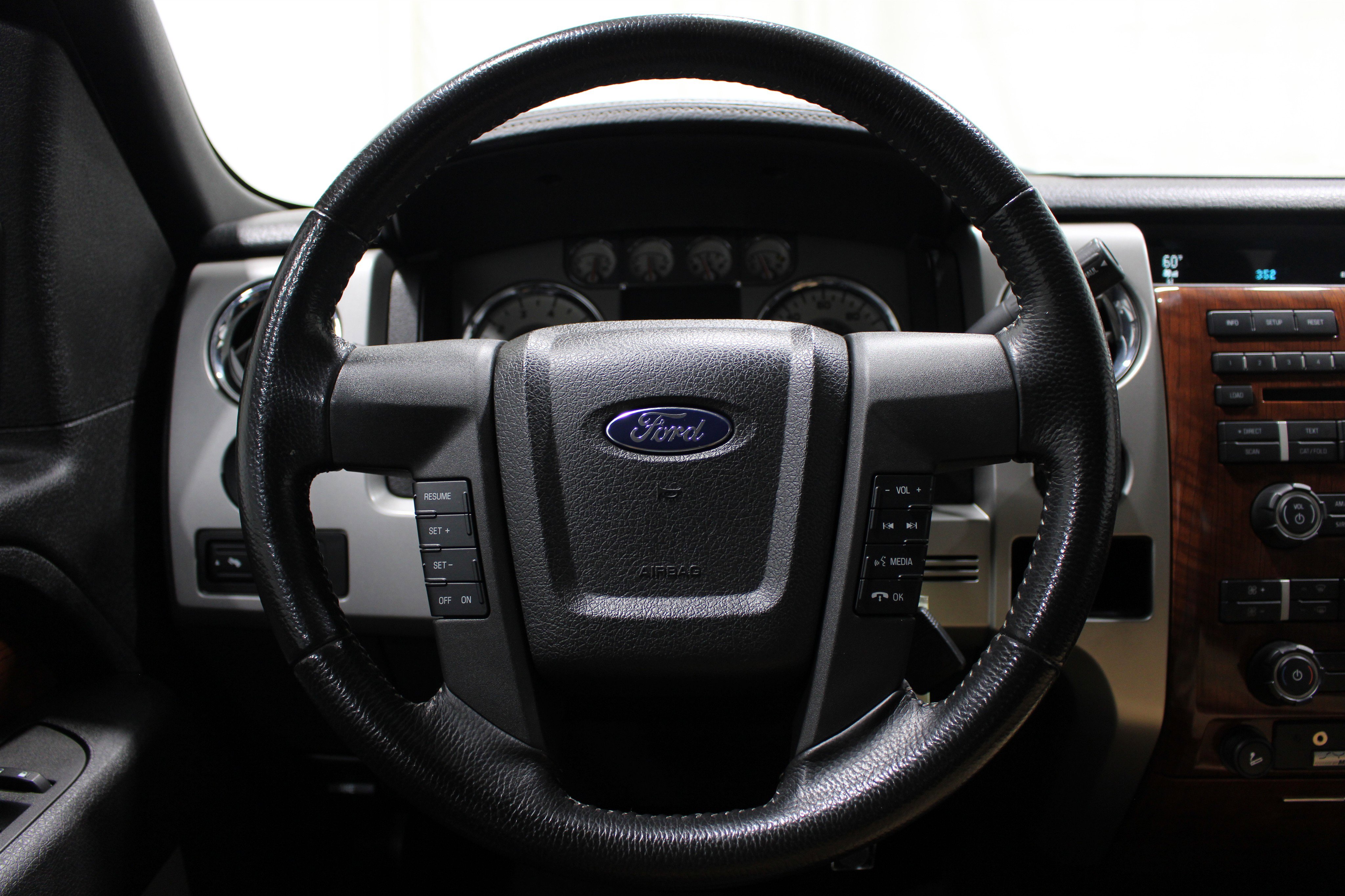 Used 2009 Ford F150 Lariat image 10