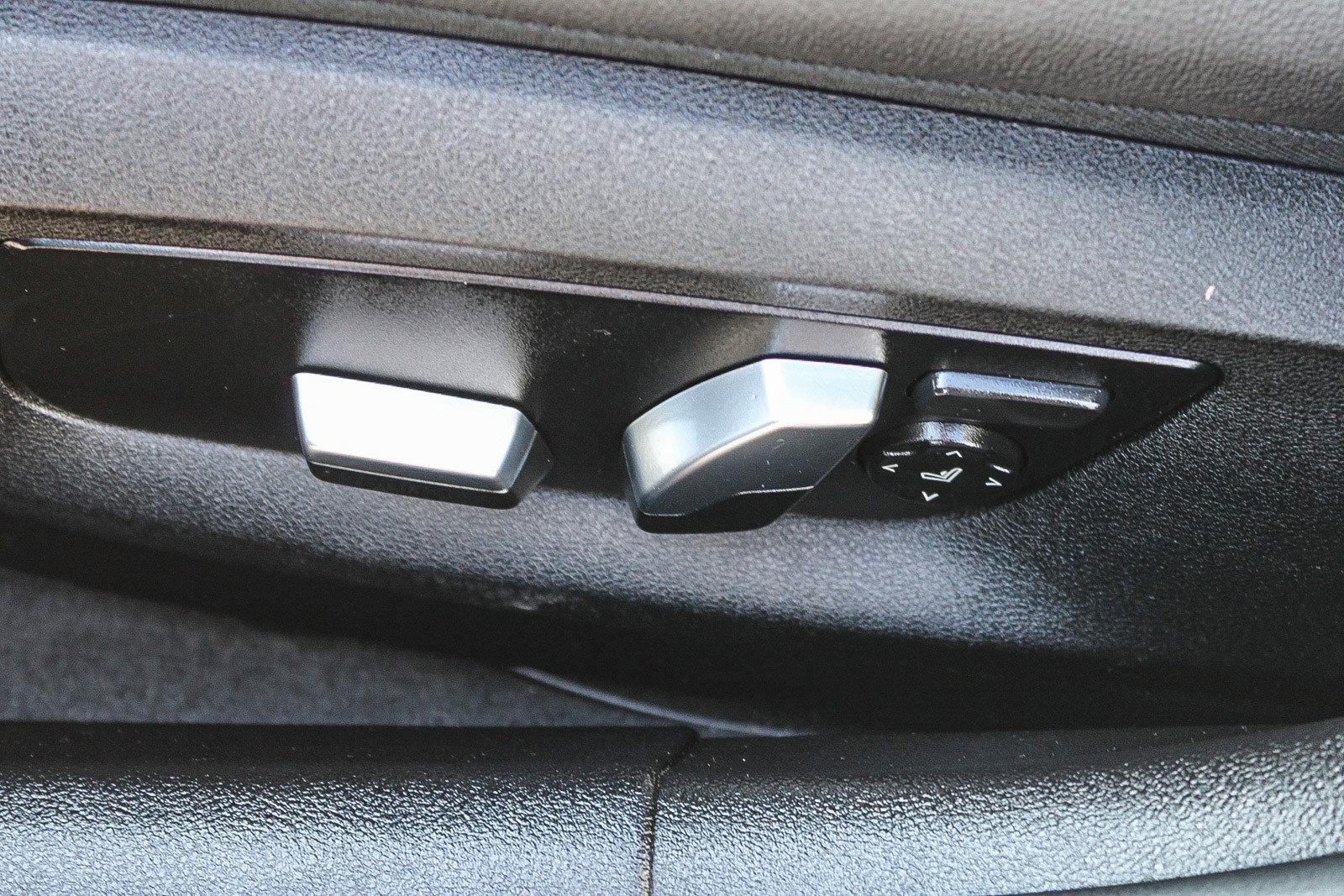 Certified 2023 BMW 540i w/ M Sport Package image 21