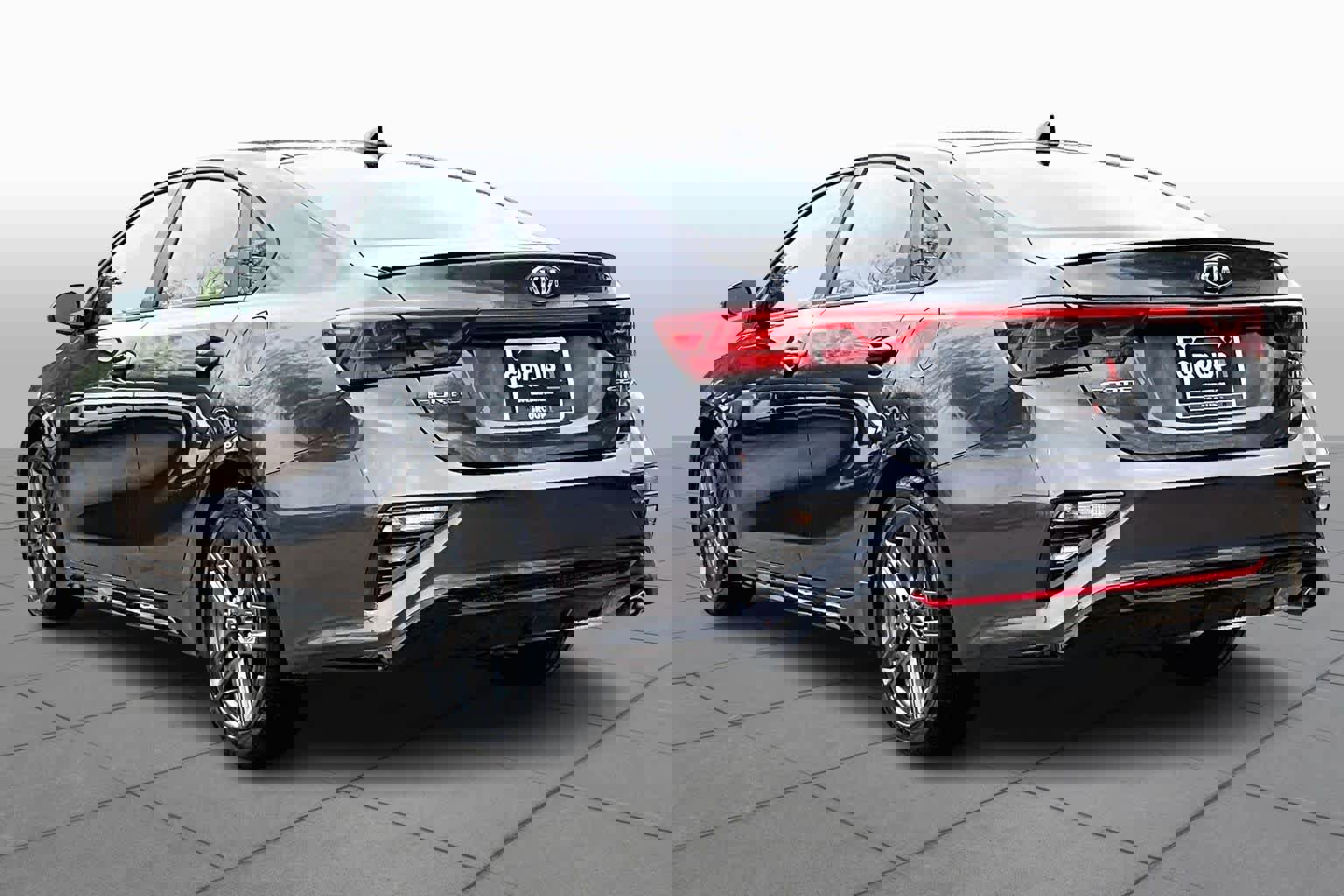 Used 2021 Kia Forte GT-Line w/ GT-Line Premium Package image 12