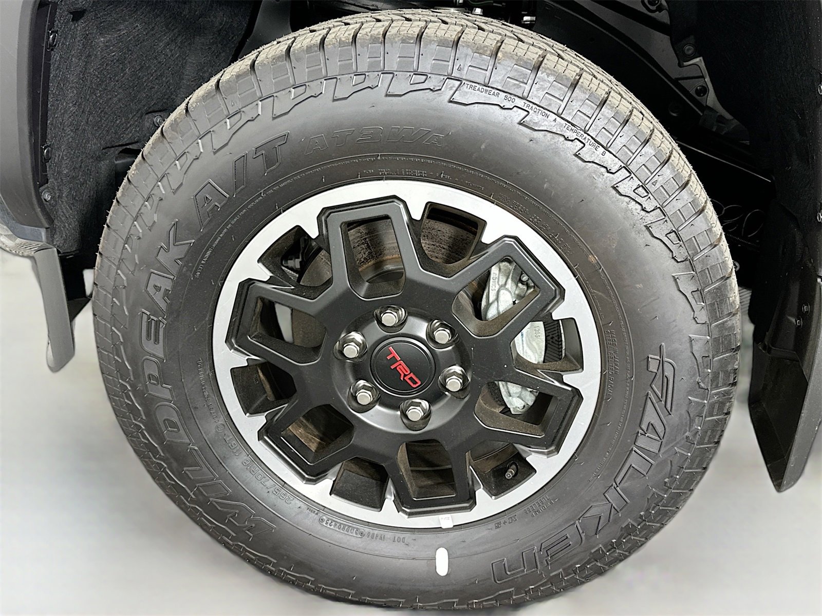 New 2025 Toyota Tacoma TRD Off-Road image 32