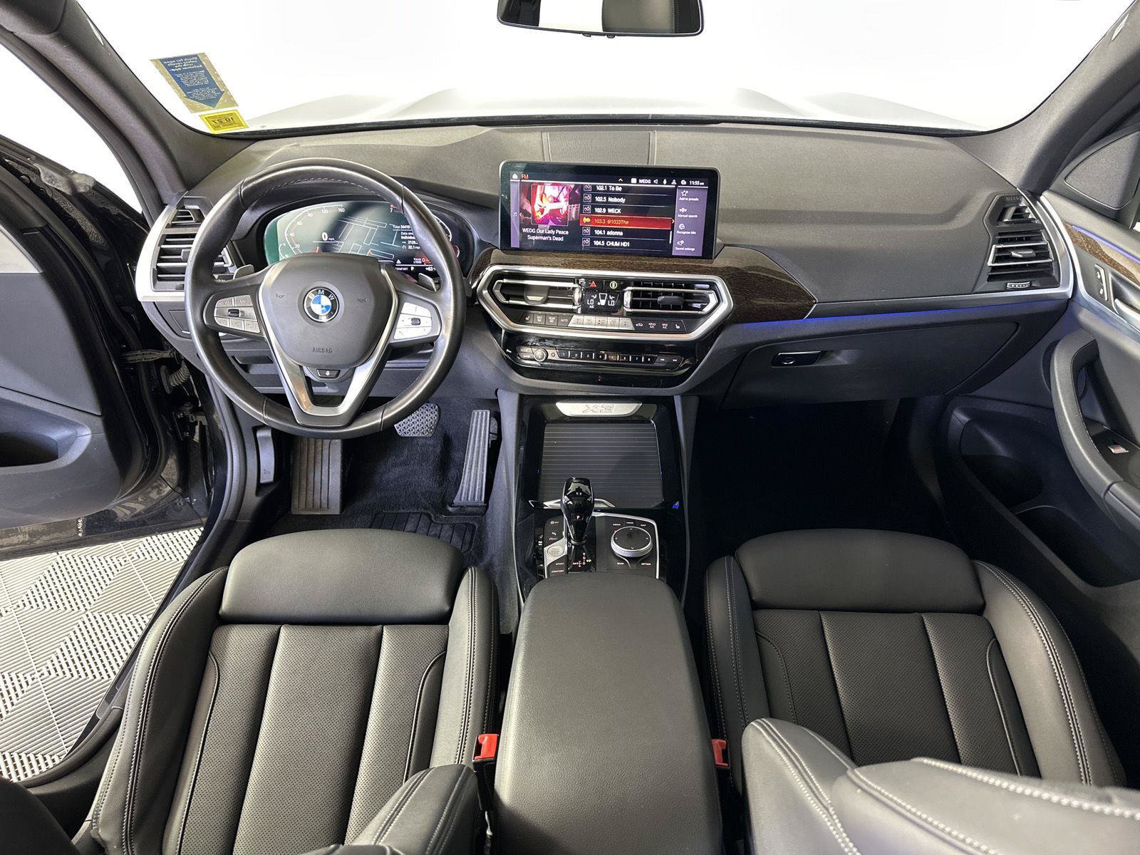 Used 2023 BMW X3 xDrive30i w/ Premium Package AWD/4WD image 2
