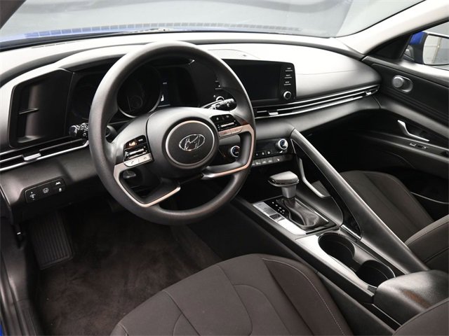 Used 2023 Hyundai Elantra Blue image 28