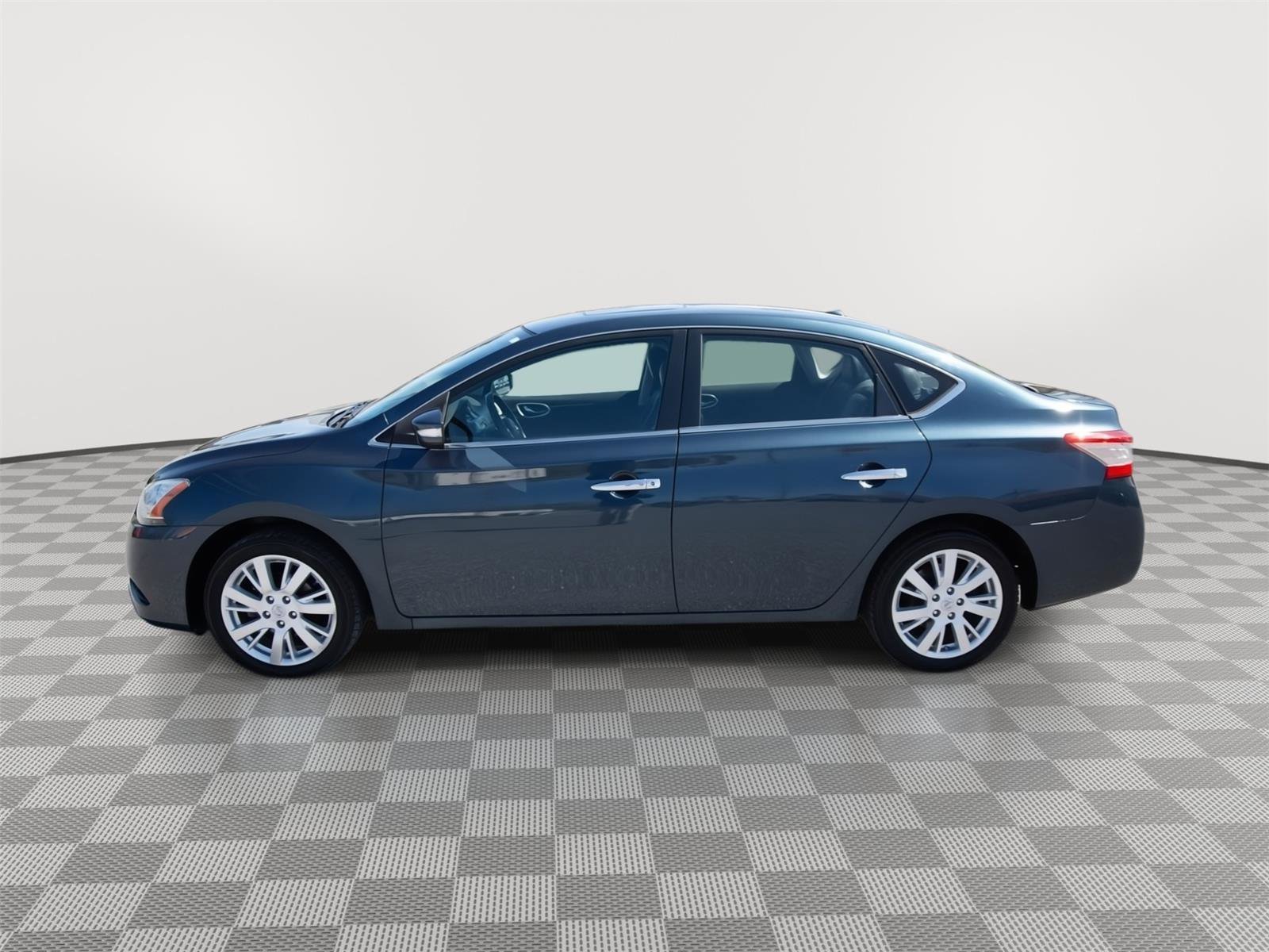 Used 2014 Nissan Sentra SL w/ Premium Package image 8