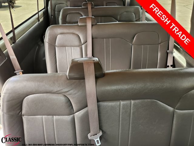 Used 2025 Chevrolet Express 3500 LS RWD image 31