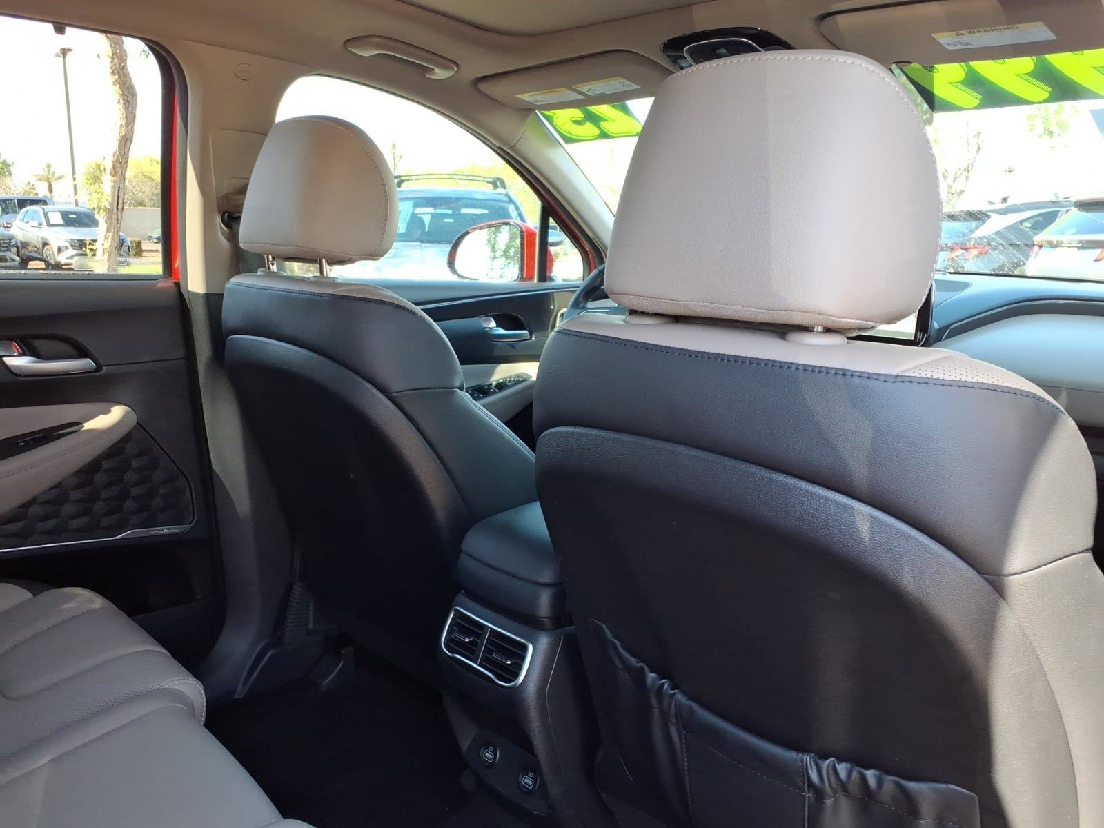 Used 2023 Hyundai Santa Fe SEL Premium w/ Cargo Package image 13